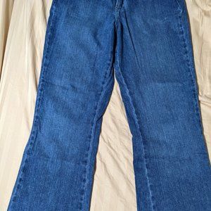 Size 8 Lee 1889 8 S Classic Fit Blue Denim Jeans Womens 30 inch Waiste 35 Length